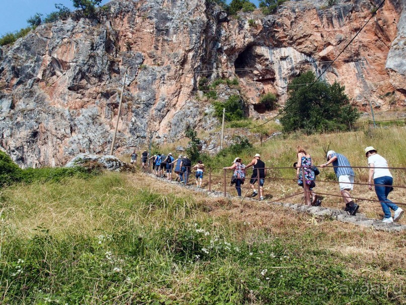 Пещерные церкви Калишты и Радожды