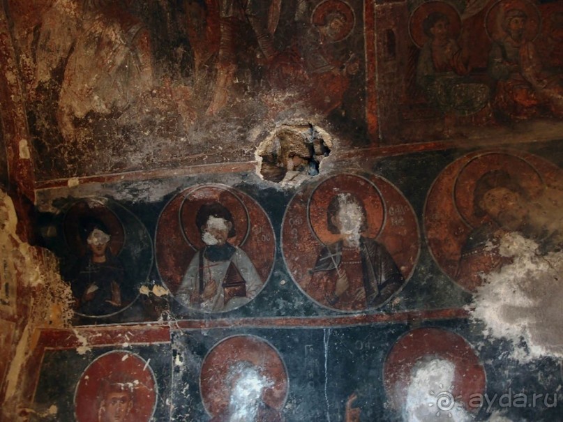 Пещерные церкви Калишты и Радожды