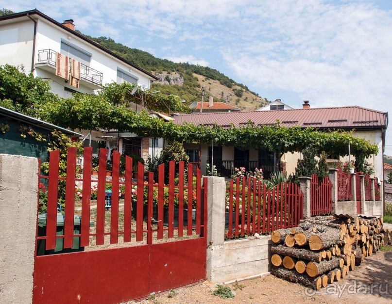 Пещерные церкви Калишты и Радожды