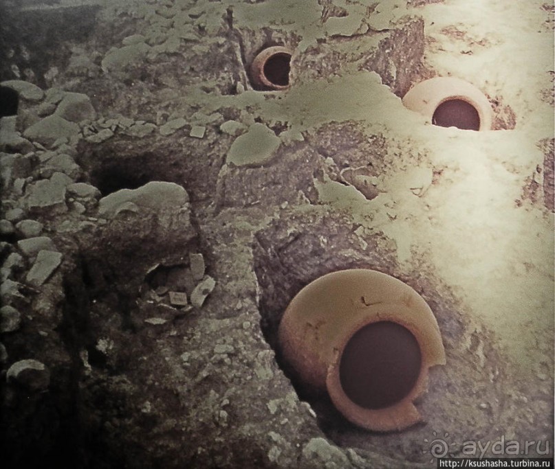 Для чего предназначен такой большой кувшин?