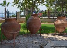 Для чего предназначен такой большой кувшин?