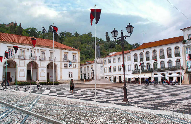 Город Крестоносцев на реке Набао