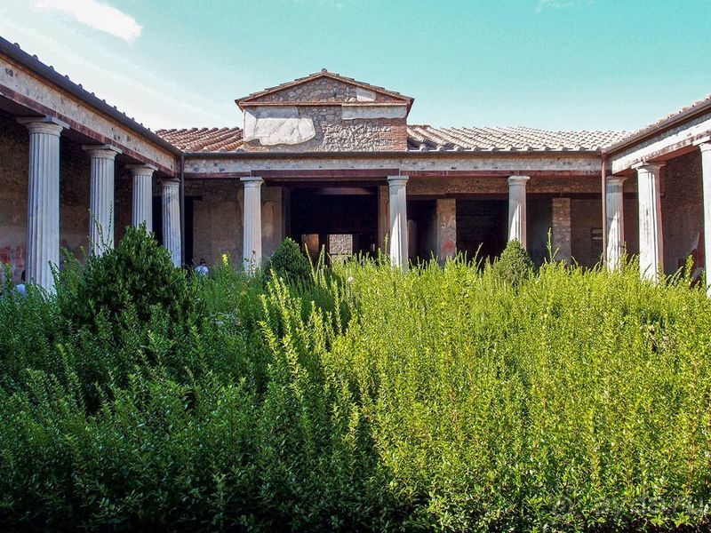 Помпеи. Вечное тоже меняется