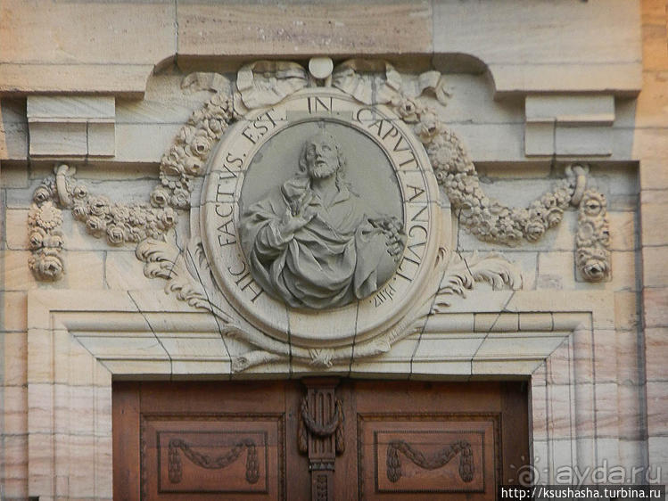 Альбом отзыва "Развлечения и злоключения в окрестностях Тодмоса"