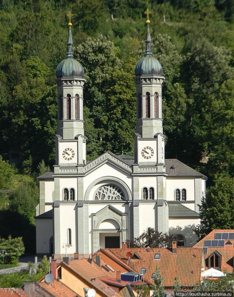 Альбом отзыва "Развлечения и злоключения в окрестностях Тодмоса"