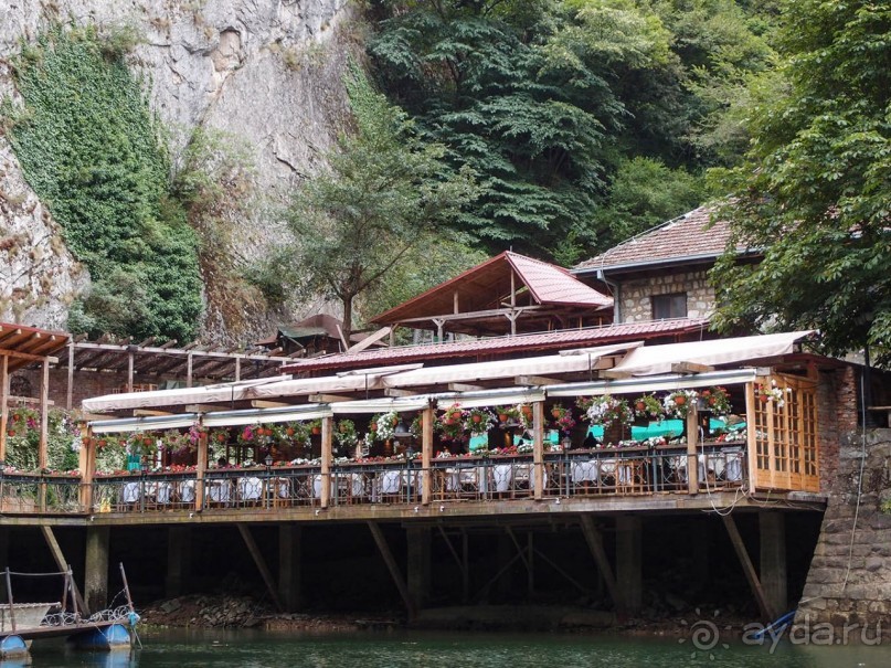 На лодке по Каньону Матка