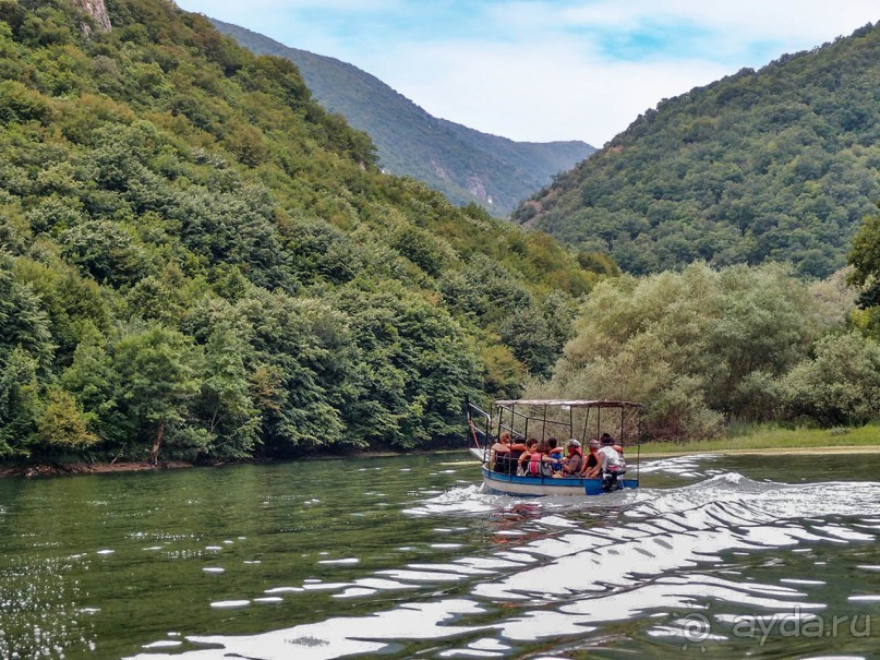 На лодке по Каньону Матка