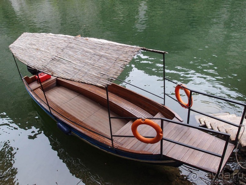 На лодке по Каньону Матка