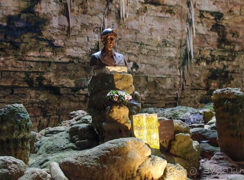 Подземные дворцы Апулии