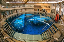 Необычные бассейны мира