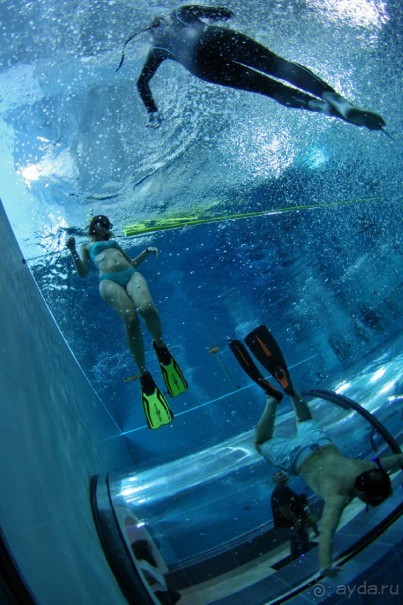 Необычные бассейны мира