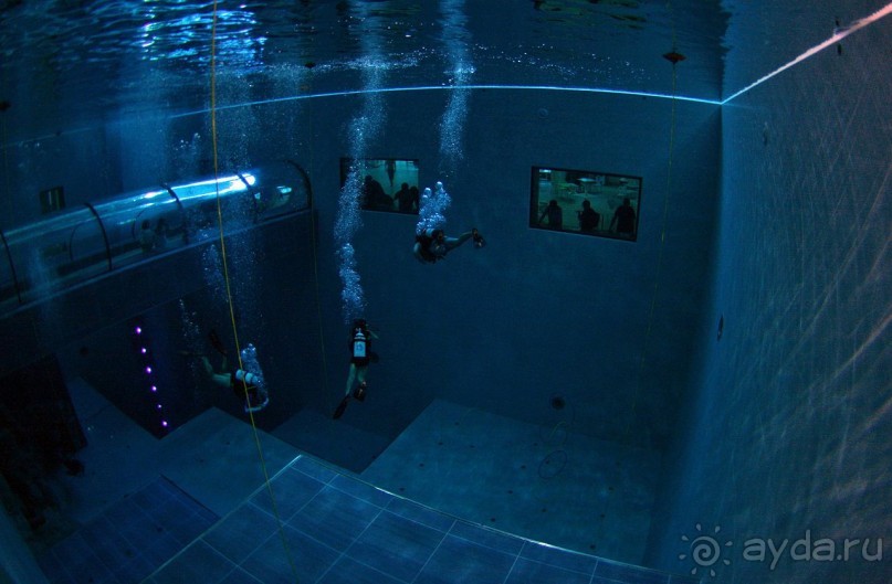 Необычные бассейны мира