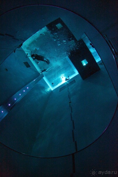 Необычные бассейны мира