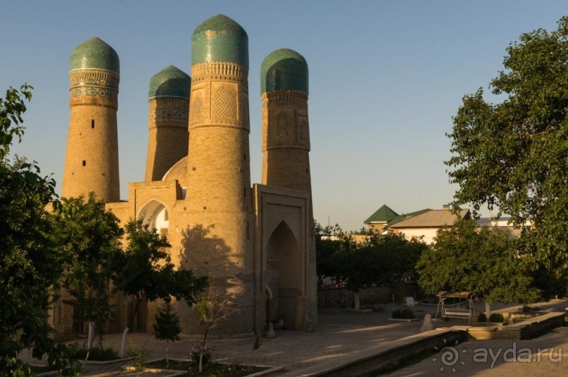 Бухара - 2500 лет запечатленные в камне