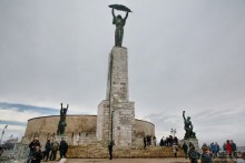 Под серым небом Будапешта. Часть 2