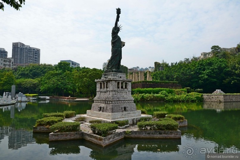 Выгляни в окно — там целый мир!