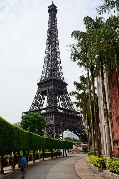 Выгляни в окно — там целый мир!