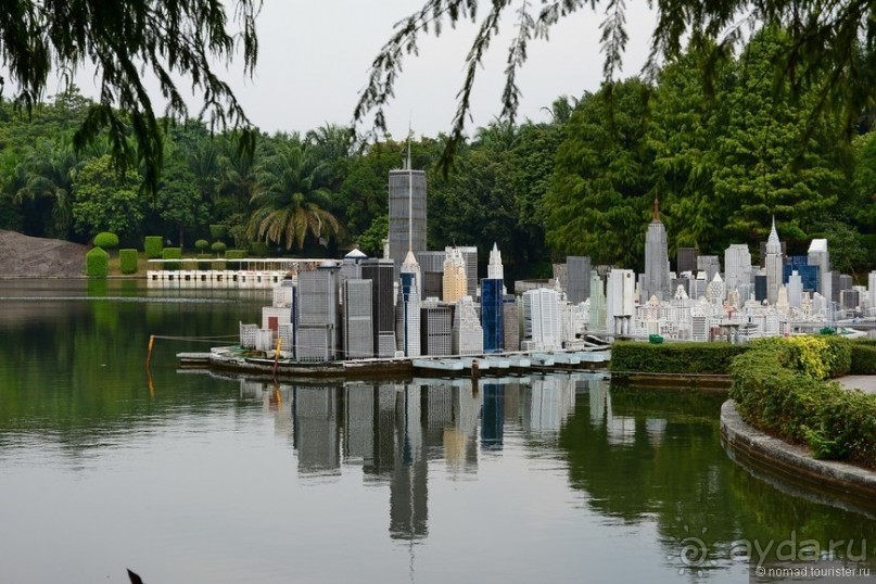 Выгляни в окно — там целый мир!