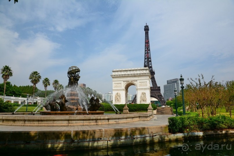 Выгляни в окно — там целый мир!