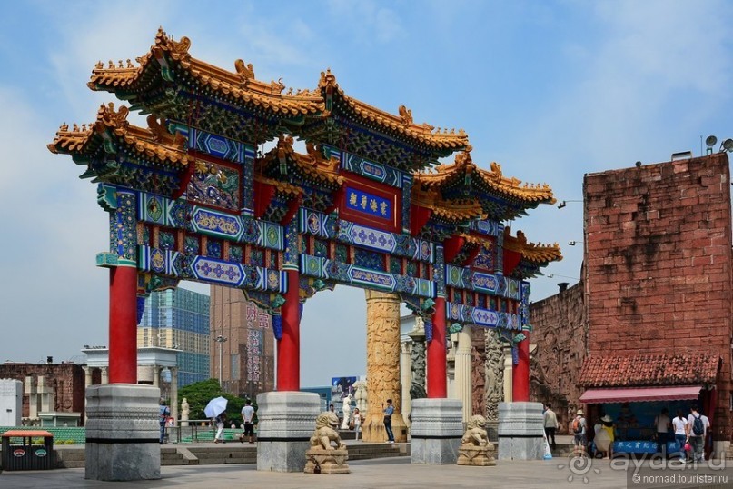 Выгляни в окно — там целый мир!