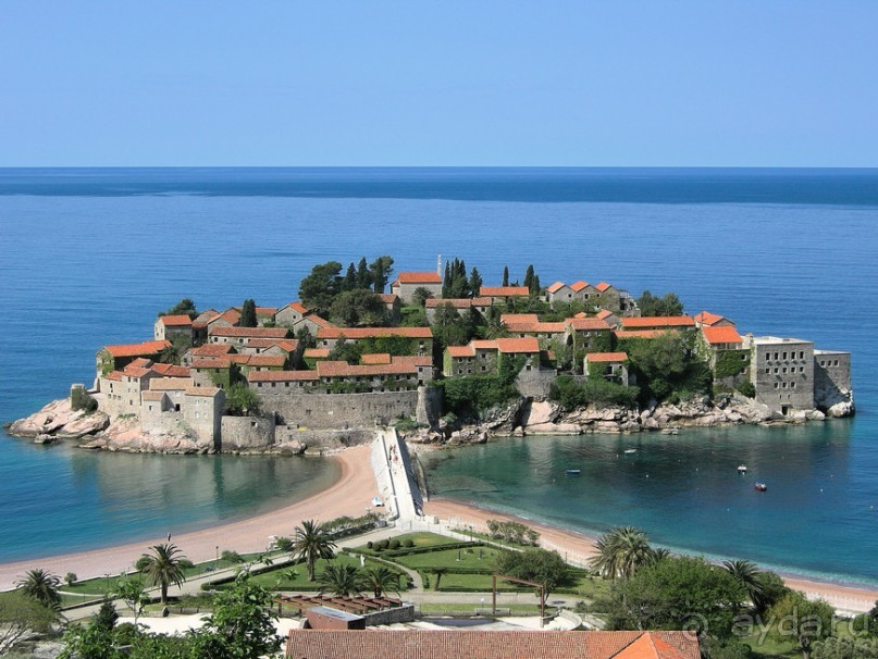 Франшиза или жизнь. На Ситроене по Черногории. Часть 1