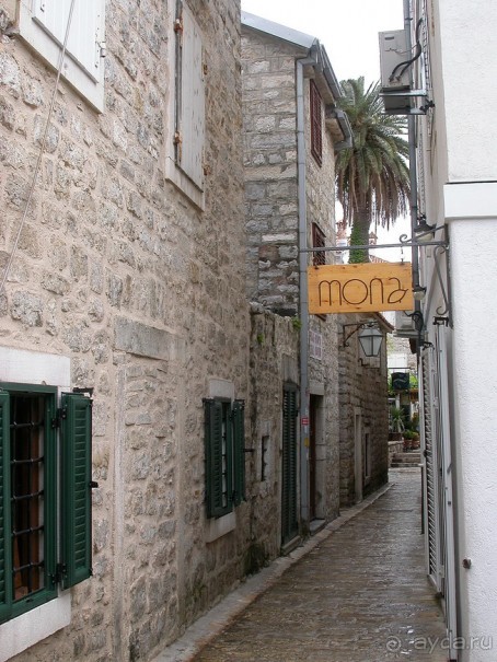 Франшиза или жизнь. На Ситроене по Черногории. Часть 1