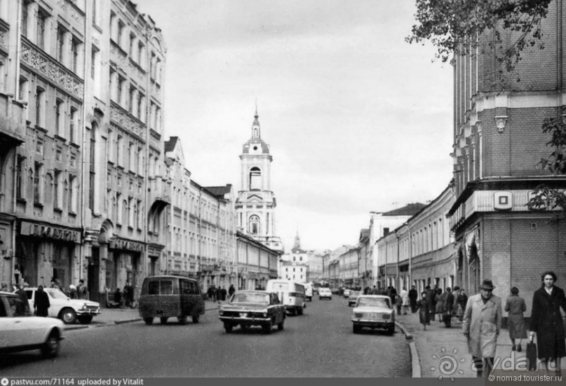 По Пятницкой. Шаг за шагом. Часть 1