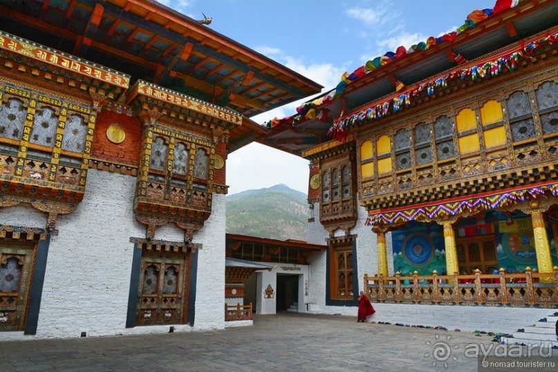 Непал и бутан. Королевство бутан. Бутан Непал архитектура.