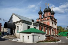 Высоко-Петровский ставропигиальный мужской монастырь