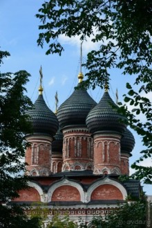 Высоко-Петровский ставропигиальный мужской монастырь