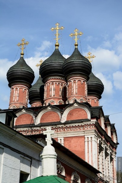 Высоко-Петровский ставропигиальный мужской монастырь