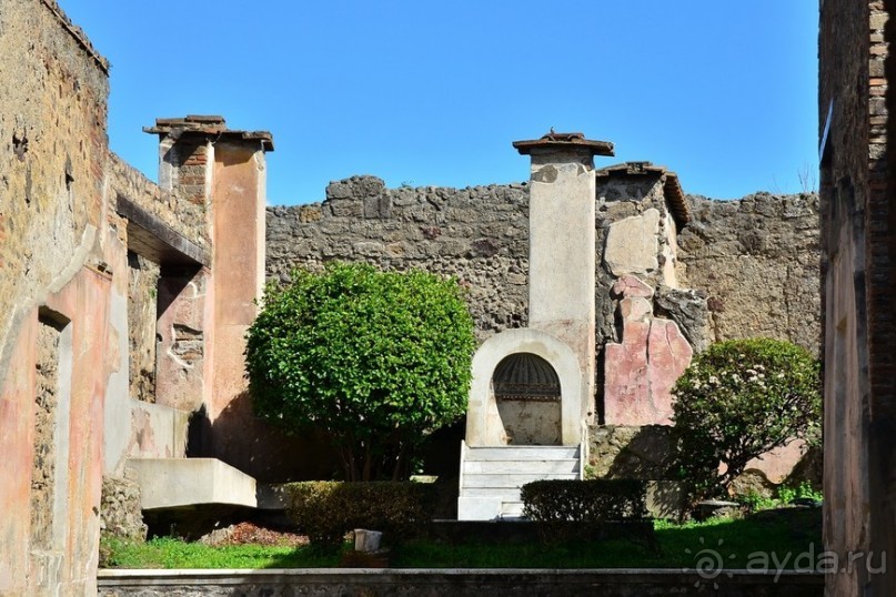 Поехали скорее в древние Помпеи!