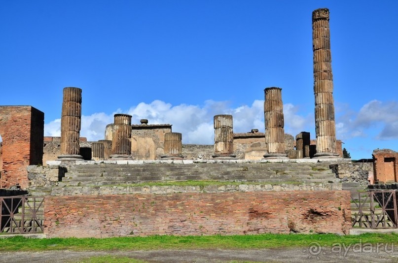 Поехали скорее в древние Помпеи!