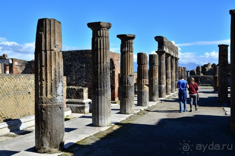 Поехали скорее в древние Помпеи!
