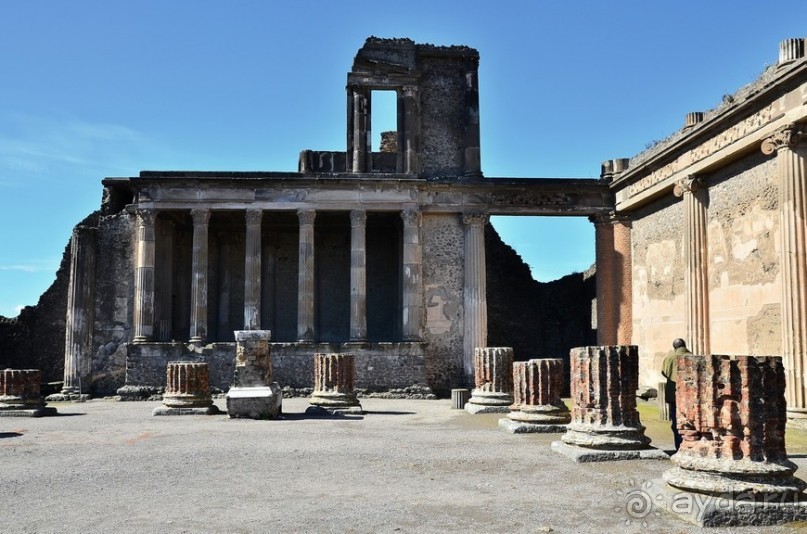Поехали скорее в древние Помпеи!