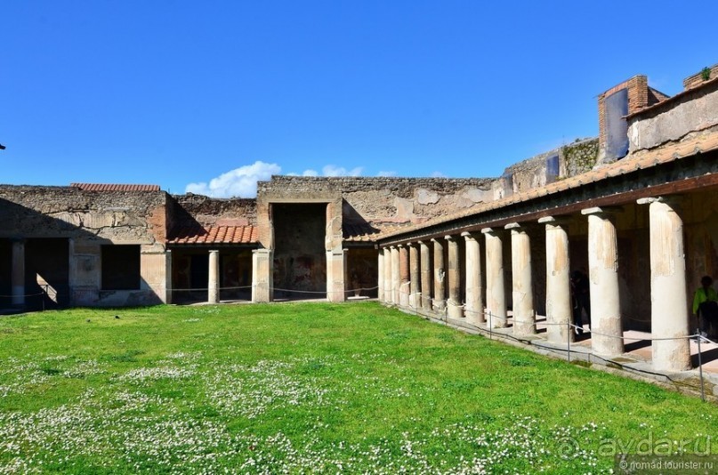 Поехали скорее в древние Помпеи!