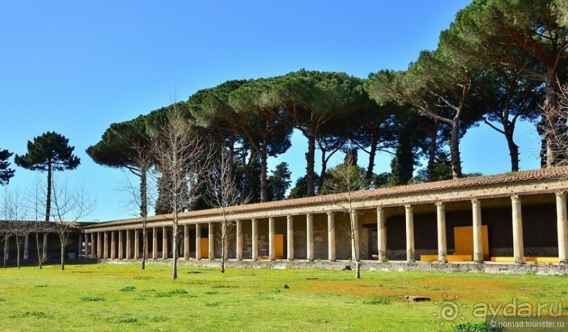Поехали скорее в древние Помпеи!