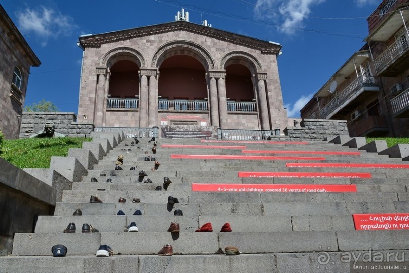 Страна хачкаров и алых маков. Часть 1