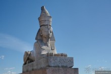 Налетела грусть, что ж пойду пройдусь...