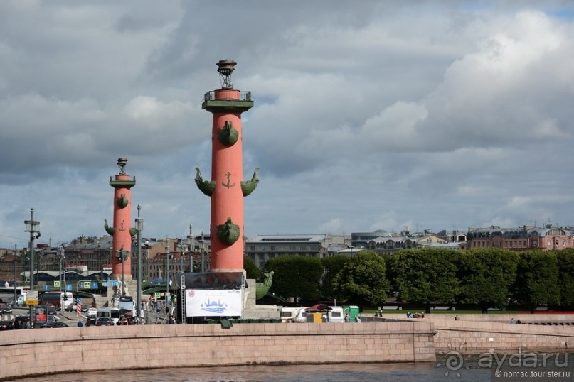 Налетела грусть, что ж пойду пройдусь...