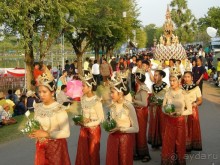 Альбом отзыва "Праздник Лои Кратонг в древнем Сукхотае"