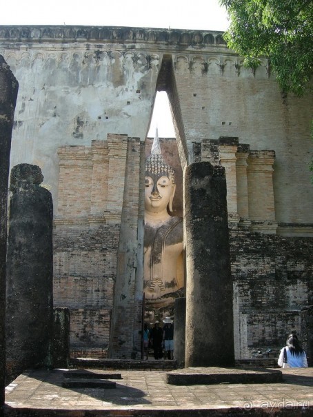 Праздник Лои Кратонг в древнем Сукхотае