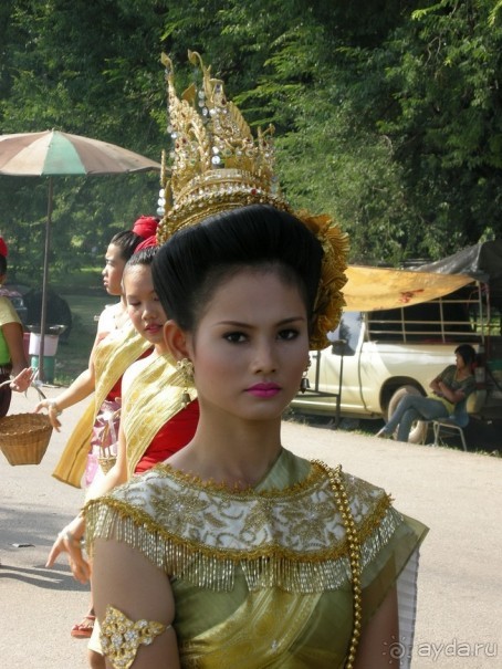 Праздник Лои Кратонг в древнем Сукхотае