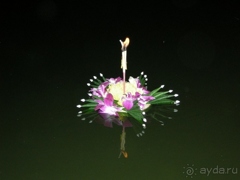 Праздник Лои Кратонг в древнем Сукхотае