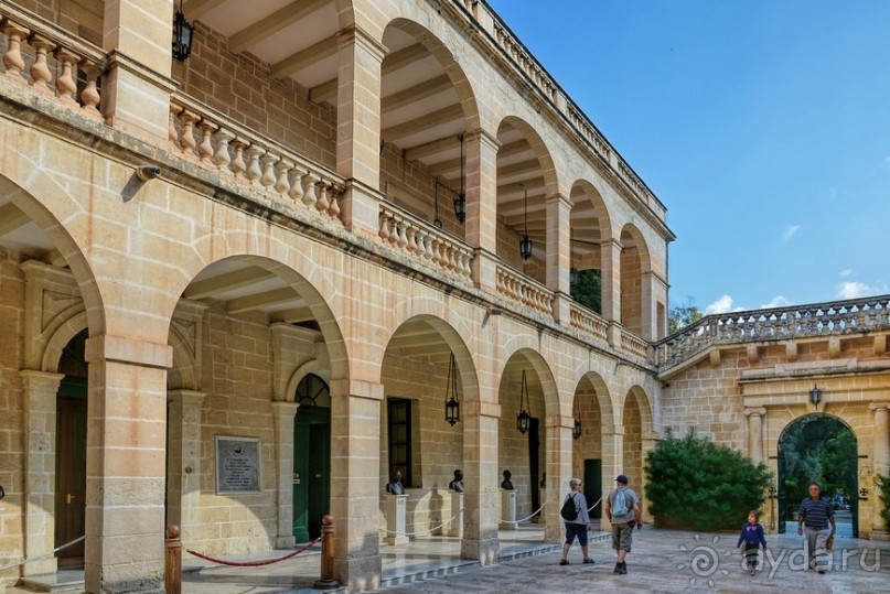 Hop on Malta! Часть 1