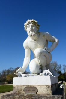 Замок Шантийи, Париж