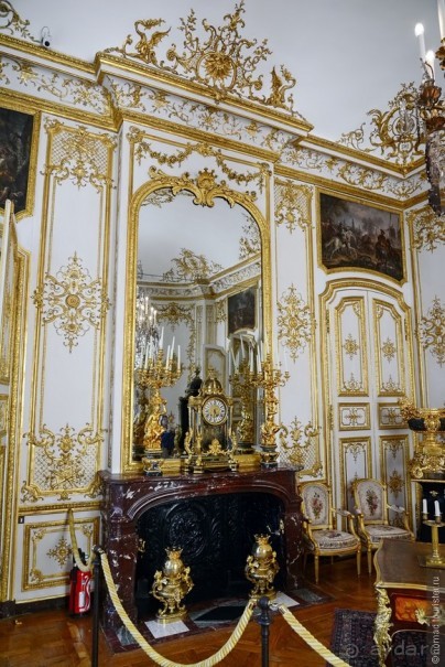 Замок Шантийи, Париж