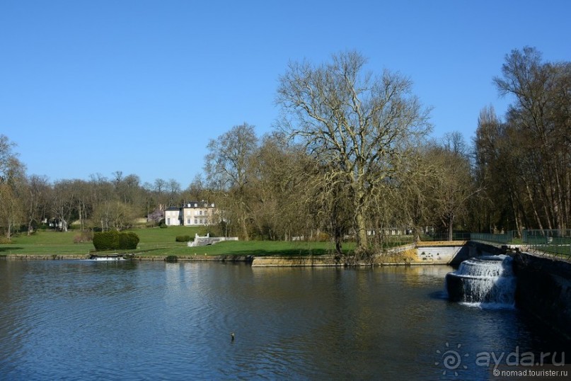 Замок Шантийи, Париж