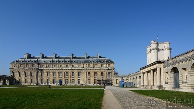 Венсенский замок, Париж