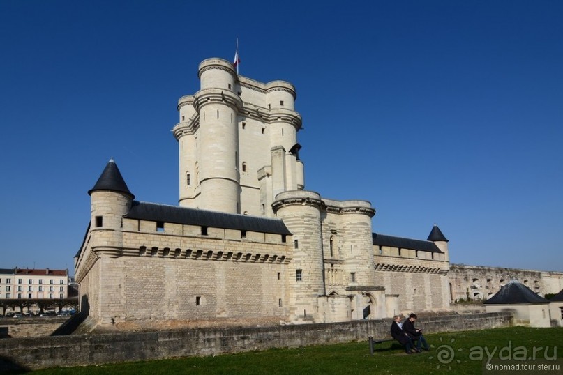 Венсенский замок, Париж